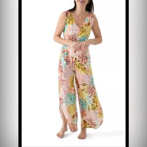 Cupshe Multi-Color Tropical V-Neck Wide-Leg Jumpsuit